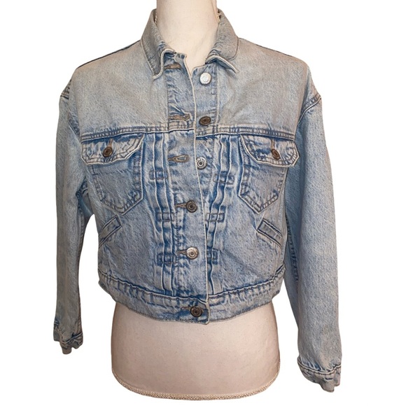OLD NAVY Classic Jean Jacket in Faded Distressed Blue Denim SIZE SMALL PETITE - Picture 2 of 6